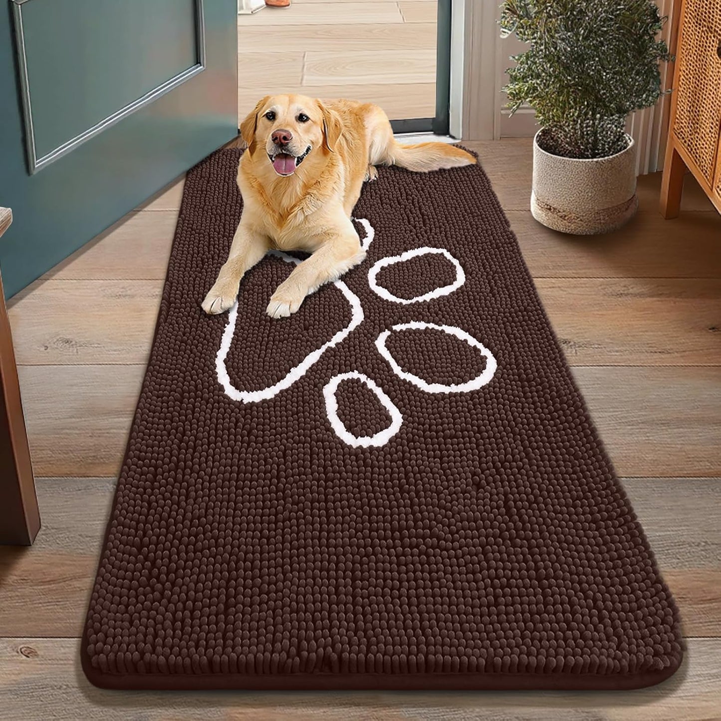 Smiry Dog Door Mat for Muddy Paws, Absorbent Dirt Trapper Non Slip Quick Dry Washable Chenille Mat for Mud Dogs, Entry Rug for Indoor and Outdoor (48x30 Inches, Brown and White)